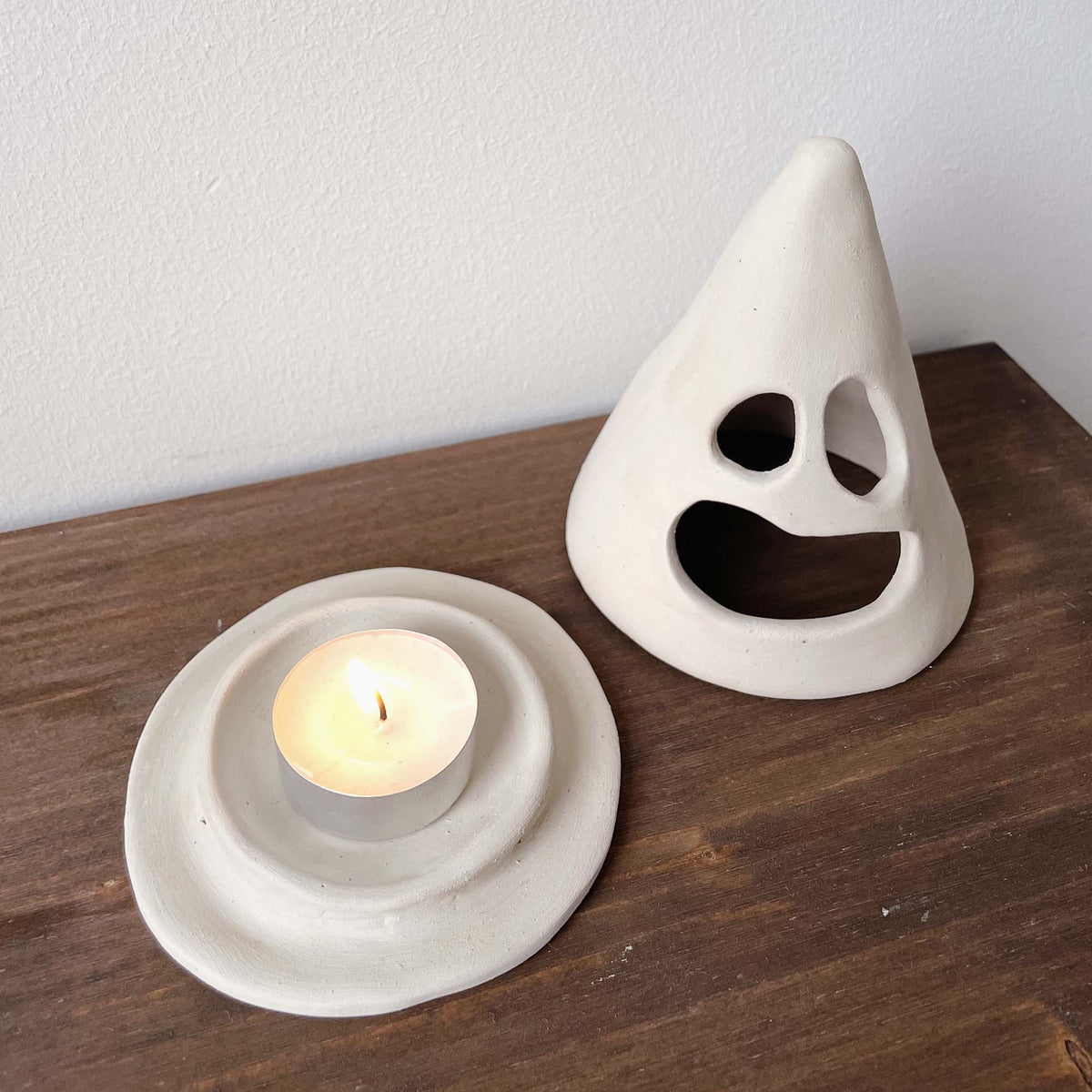 Candle holder